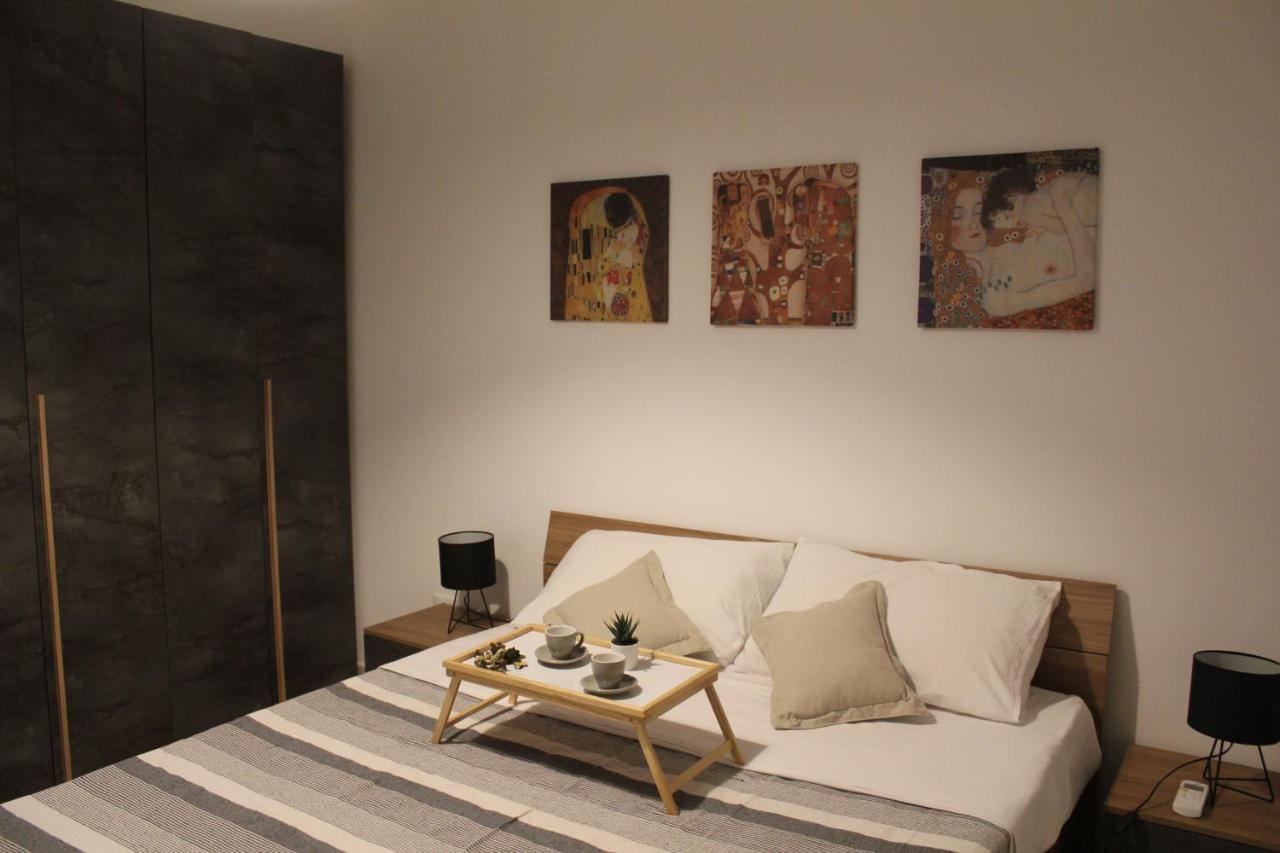 La Casa Dei Capperi - The House Of Capers 1 Apartment อาชิเรอาเล ภายนอก รูปภาพ