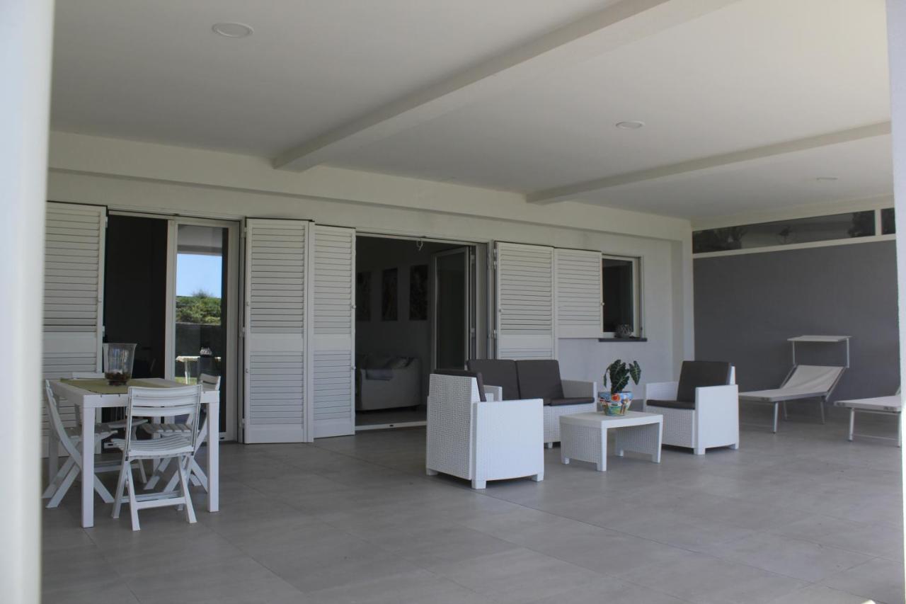 La Casa Dei Capperi - The House Of Capers 1 Apartment อาชิเรอาเล ภายนอก รูปภาพ